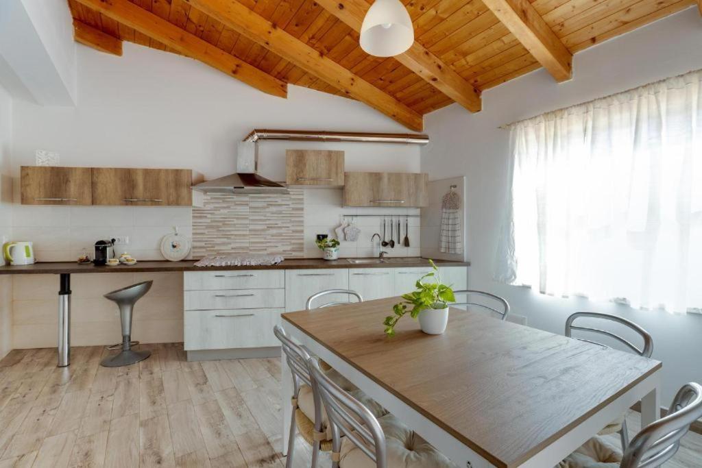 La Casa Delle Zie - Cabras Villa Buitenkant foto