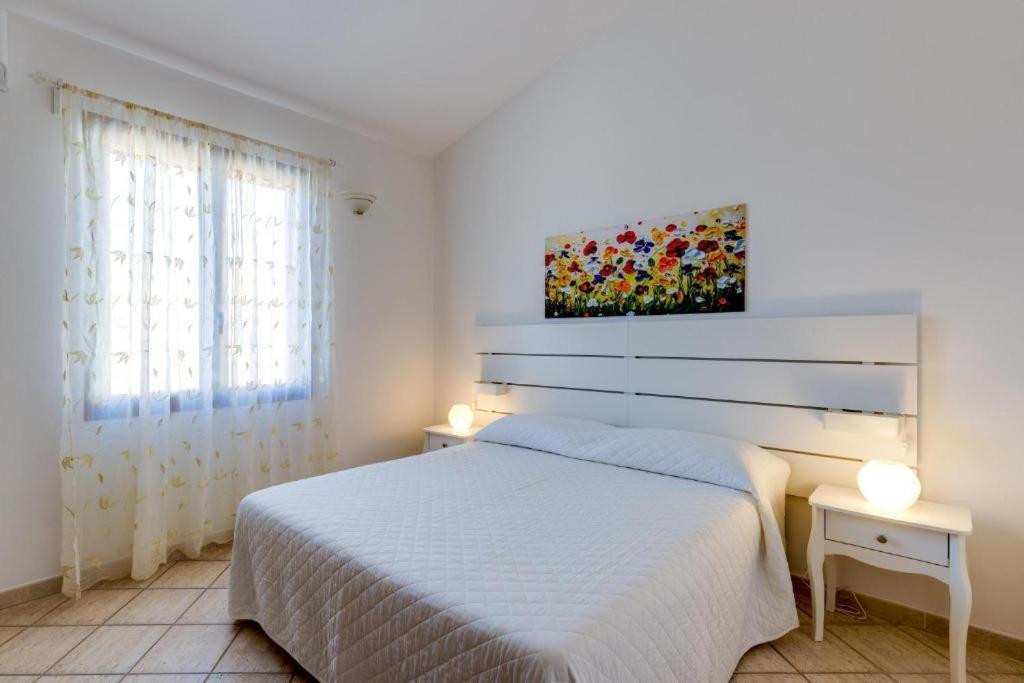 La Casa Delle Zie - Cabras Villa Buitenkant foto