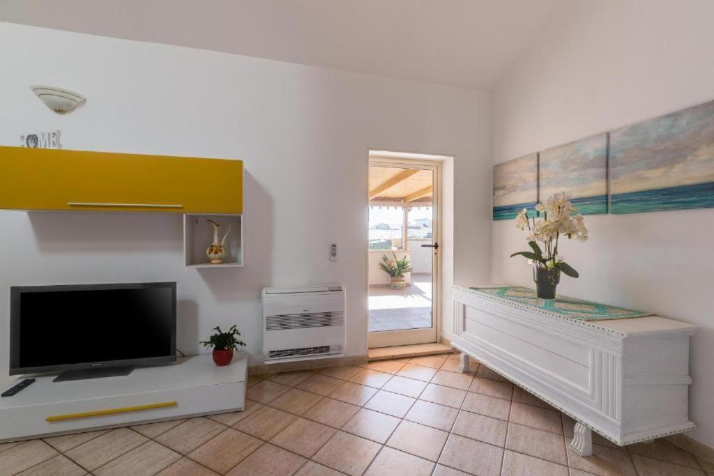 La Casa Delle Zie - Cabras Villa Buitenkant foto