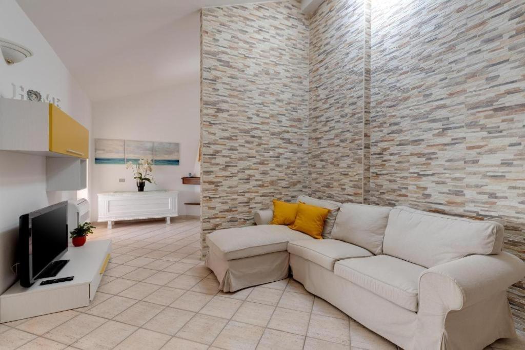 La Casa Delle Zie - Cabras Villa Buitenkant foto