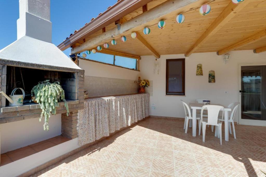 La Casa Delle Zie - Cabras Villa Buitenkant foto